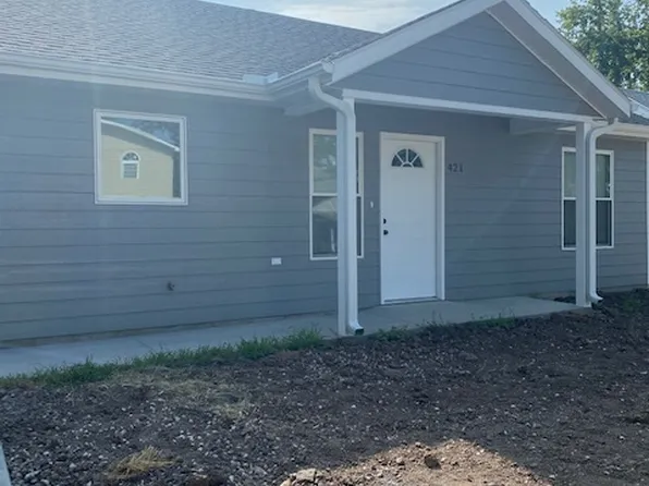 421 S Tulip St, McPherson, KS 67460