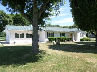 2750 Hickory Ln, Rochester, IN 46975