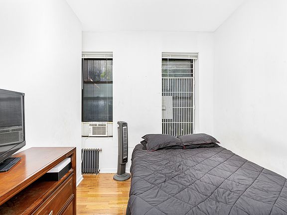 5th image of 18 1st Ave #1B