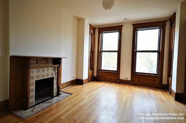 1st image of 713 W Wrightwood Ave #3F