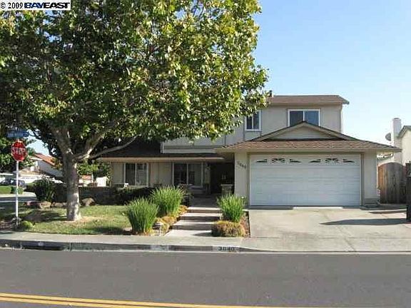 2nd image of 3040 San Mateo Way