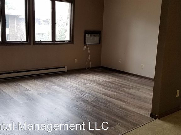 4th image of 3639 N 6th St APT 10