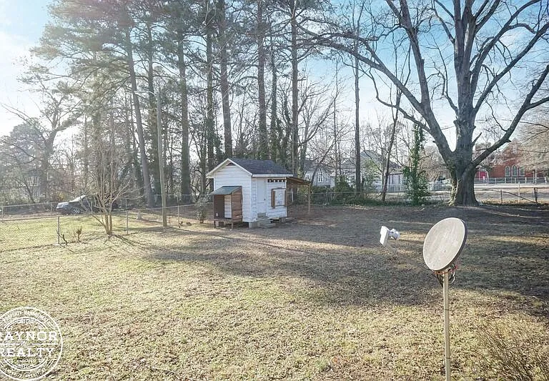 433 Norvell St — Photo 36