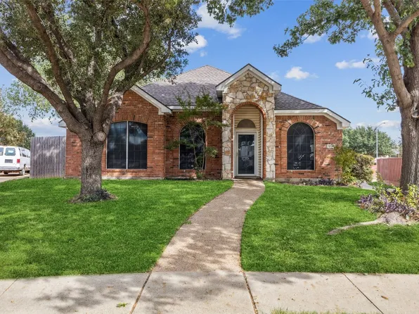 1237 Courtney Ln, Lewisville, TX 75077