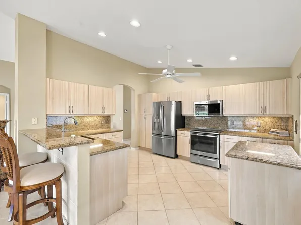 7118 Treviso Lane, Boynton Beach, FL 33472