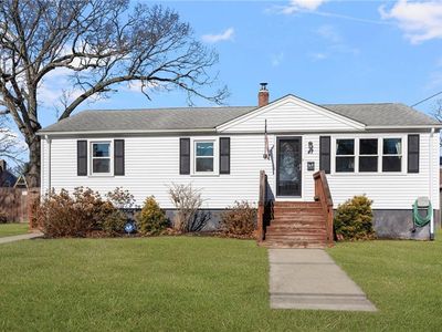 47 Arlee St, Warwick, RI, 02889