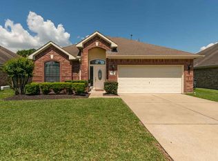 6521 Ryann Ln, Groves, TX 77619