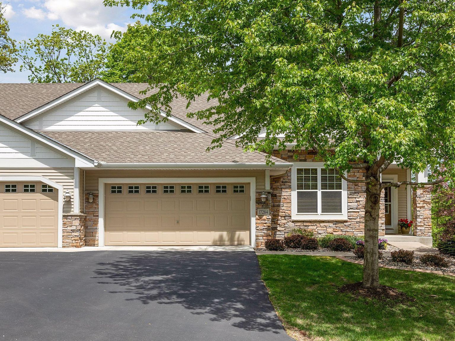 17284 Tilia Rdg, Eden Prairie, MN 55347 Zillow
