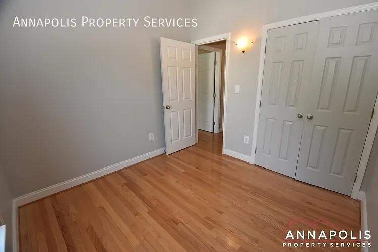 888 Stonehurst Ct — Photo 24