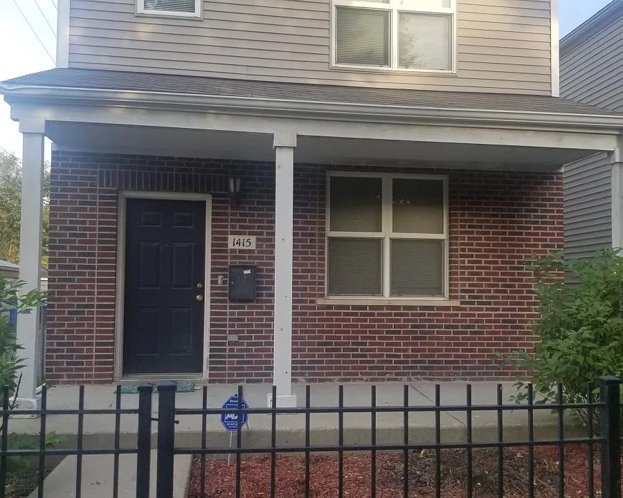 1415 S Springfield Ave