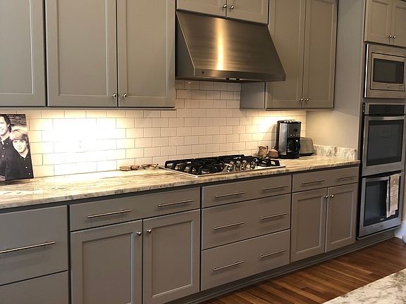 gas range with double oven
