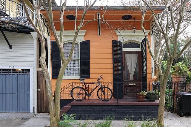 1st image of 631 Clouet St