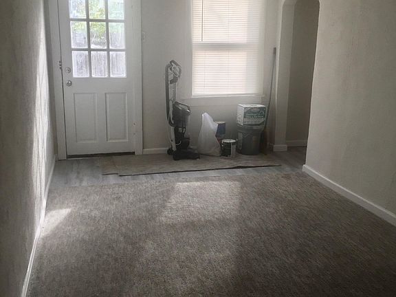 3rd image of 7710 Folk Ave