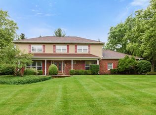 50 Highland Rd, Inverness, IL 60067