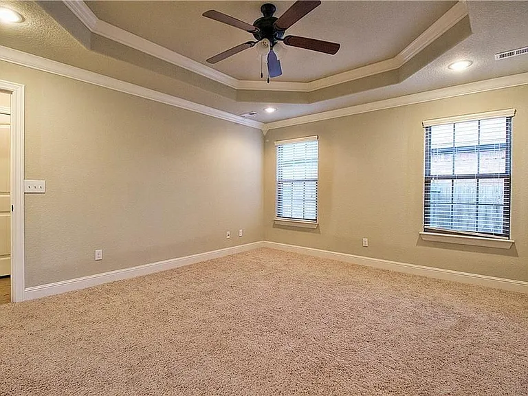 3007 SW Waterleaf Ave — Photo 7