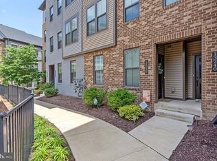 13240 Lake Woodland Way UNIT 5F, Herndon, VA 20171