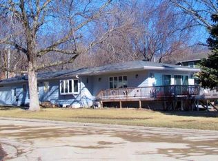 500 13th St, Spirit Lake, IA 51360