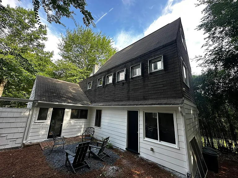 1211 Barnes St NW — Photo 15