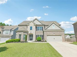 611 La Perla Dr, Buford, GA 30518