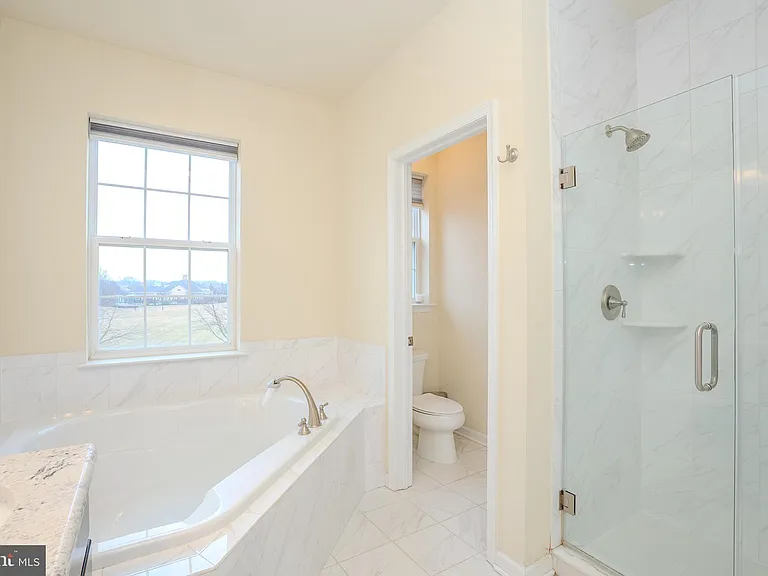 1802 Yearling Ct — Photo 43