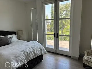 4435 Camellia — Photo 27