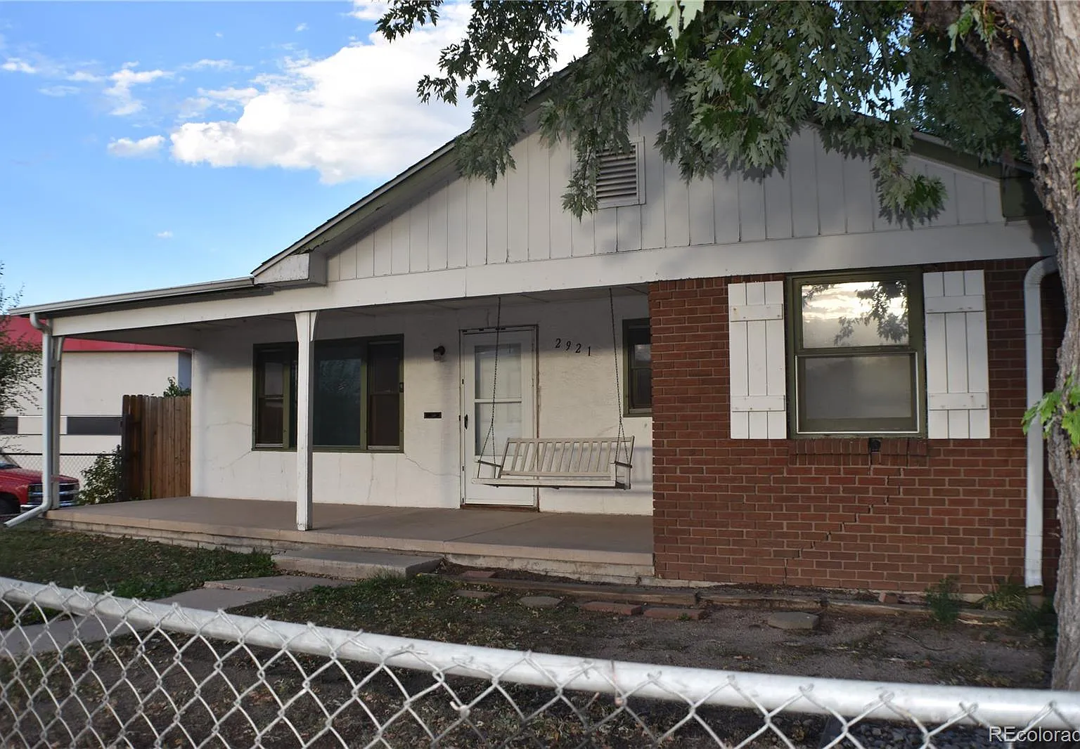 2 bed, 1.0 bath, 944 sqft, $1,450 — Photo 1