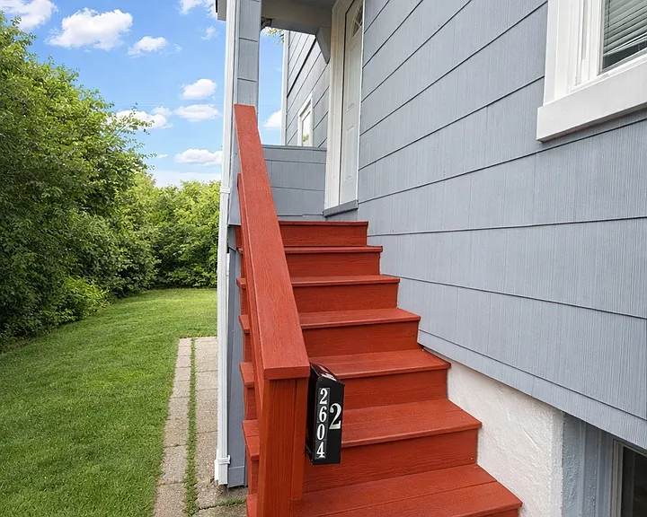 2604 Hamilton Ave — Photo 1