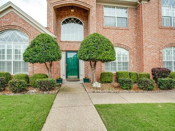 2nd image of 2213 Everglade Ct