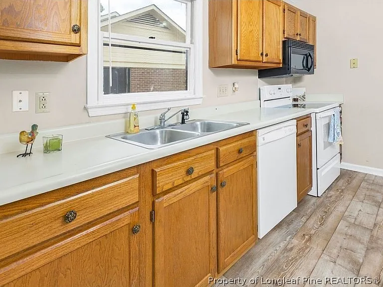 7132 Kearny Ave — Photo 12