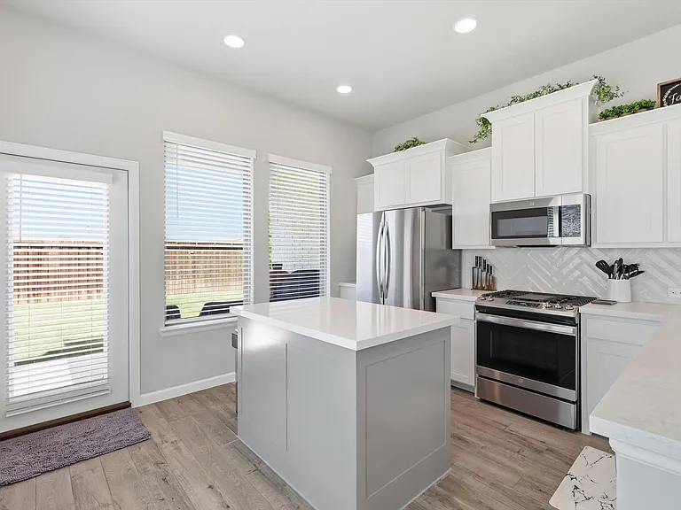 3141 Brazoria Dr — Photo 17
