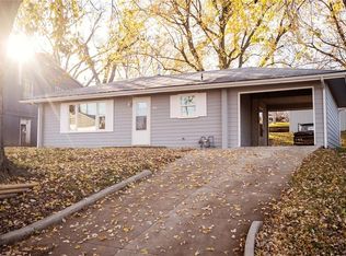 104 Su Terra Dr, Atchison, KS 66002