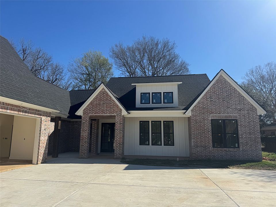 1st image of 329 Autumn Ridge Dr