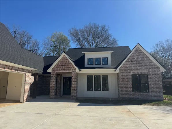 329 Autumn Ridge Dr, Bossier City, LA 71111