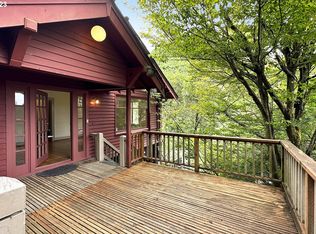 1672 SW Montgomery Dr, Portland, OR 97201