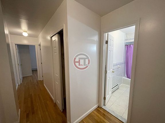 2nd image of 2732 Paulding Ave #1