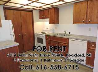 6514 Bella Vista Dr NE APT A, Rockford, MI 49341