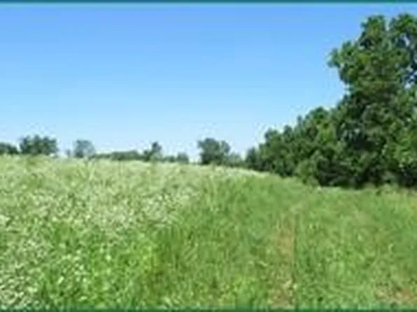 Sawyer Rd, Central City, IA 52214