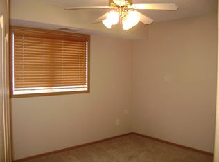 880 Lyn Way UNIT 102, Hastings, MN 55033