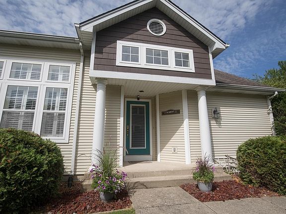 3rd image of 1810 Crimson Dr