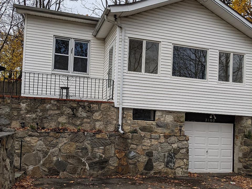 1st image of 3180 Lincoln Dr