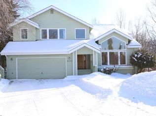 20248 Paul Revere Cir, Eagle River, AK 99577