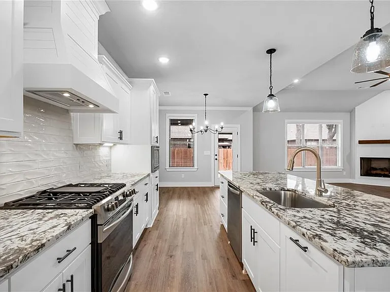 3306 Rosemont Ave — Photo 21