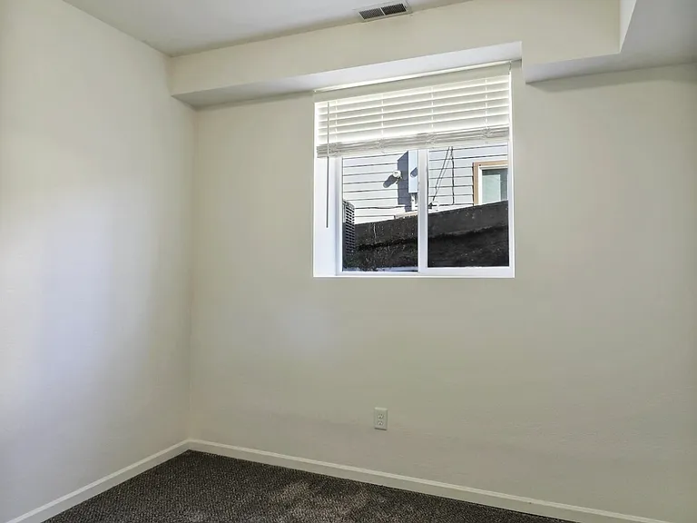 13697 Karen St — Photo 37