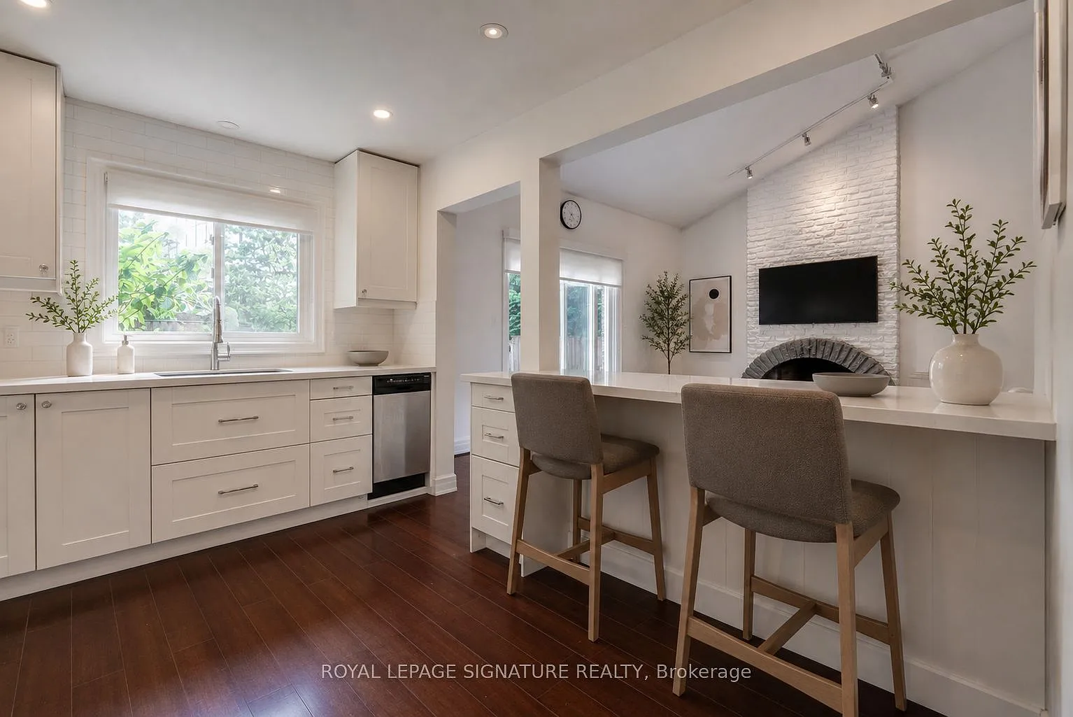 4 bed, $3,950 — Photo 4