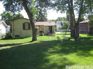 608 4th St NE, Montgomery, MN 56069
