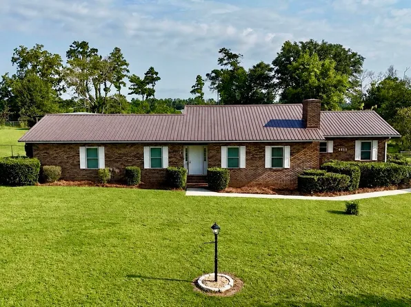 4658 Ridgecrest Dr, Marianna, FL 32446