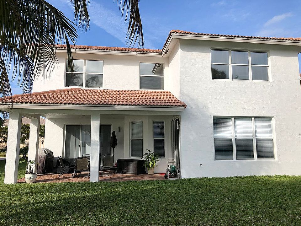 2nd image of 17526 SW 48th St