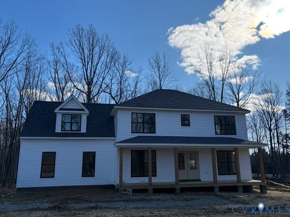 2238 Roundabout Rd, Louisa, VA 23093