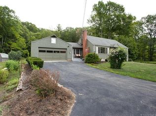 318 N Windham Rd, North Windham, CT 06256
