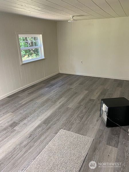 2nd image of 35208 Stackpole Road
